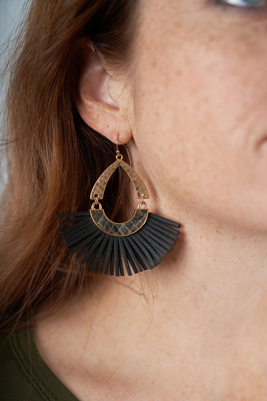 Be Fabulous Earrings Profile