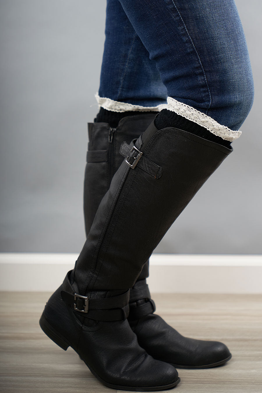 Keep It Cozy Leg Warmers Black Profile