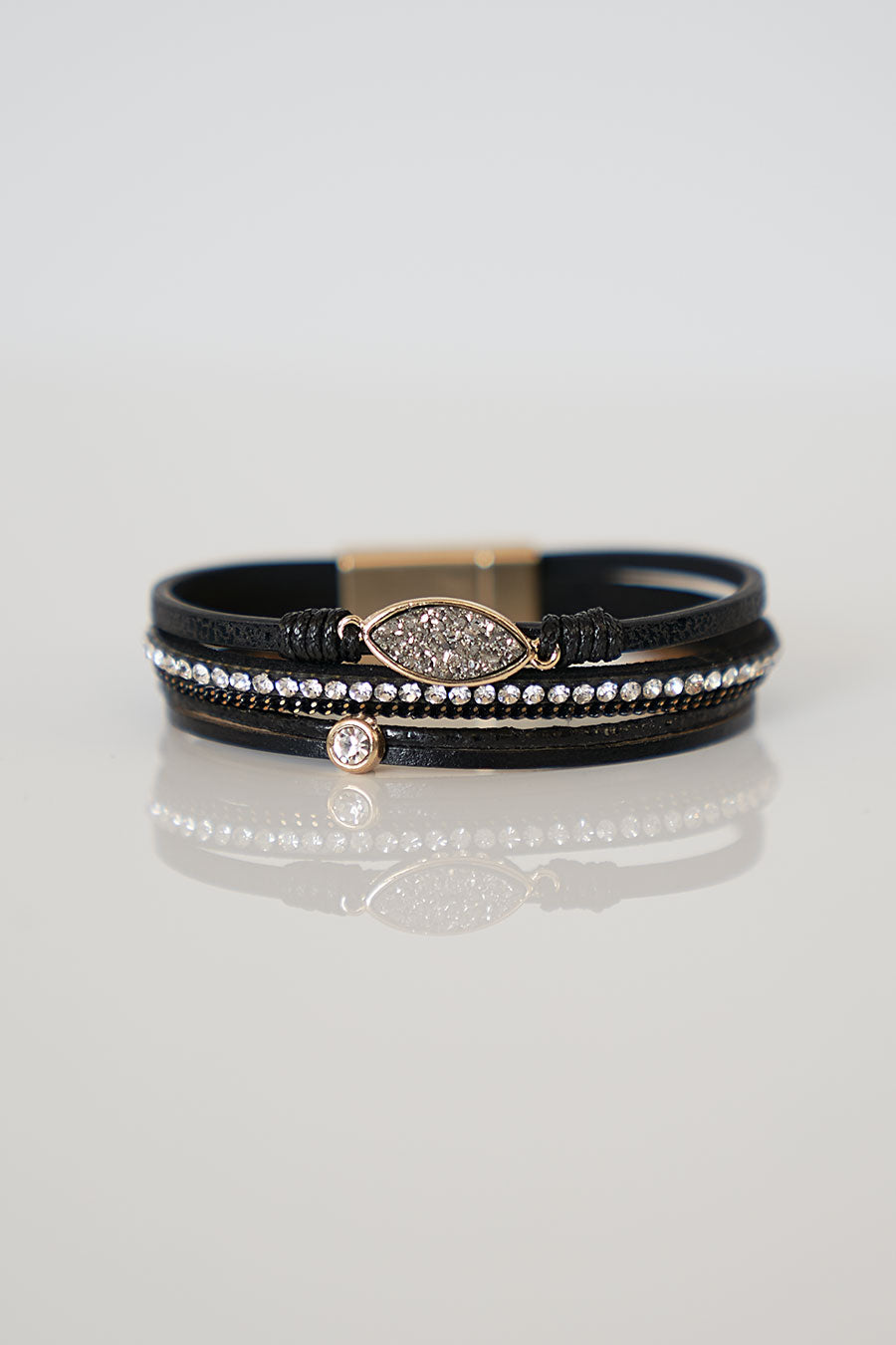 Mix It Up Bracelet Wearing2